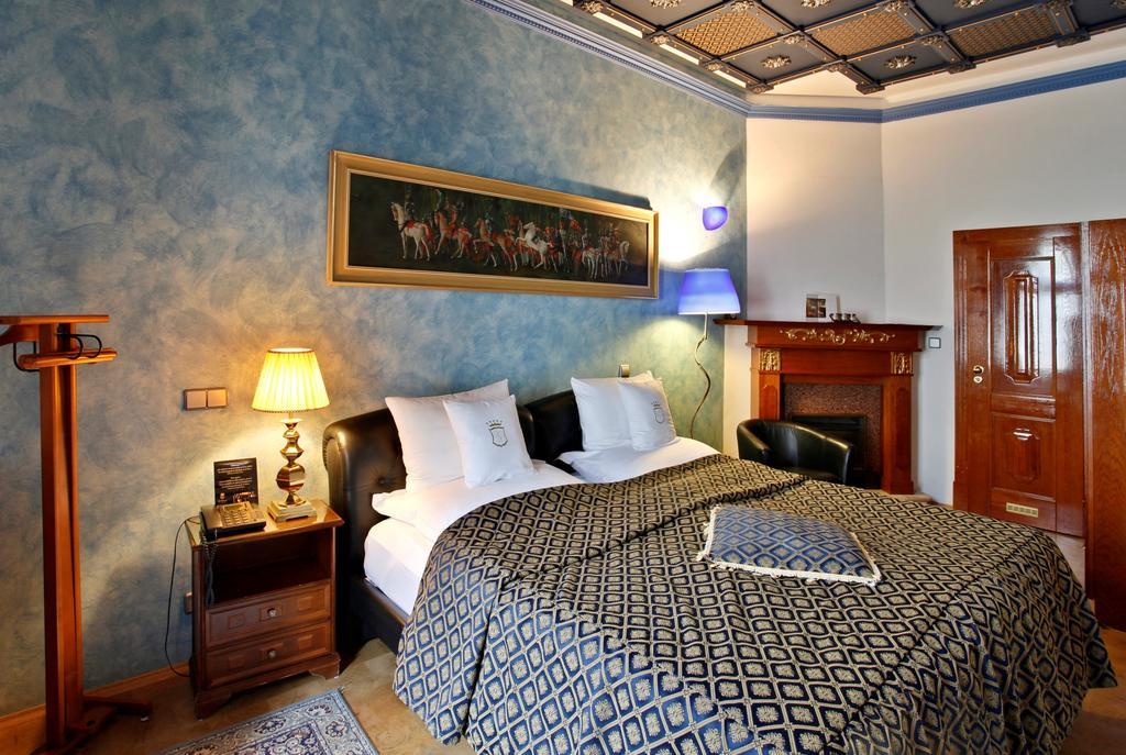 U Pava Hotel Prag Eksteriør billede