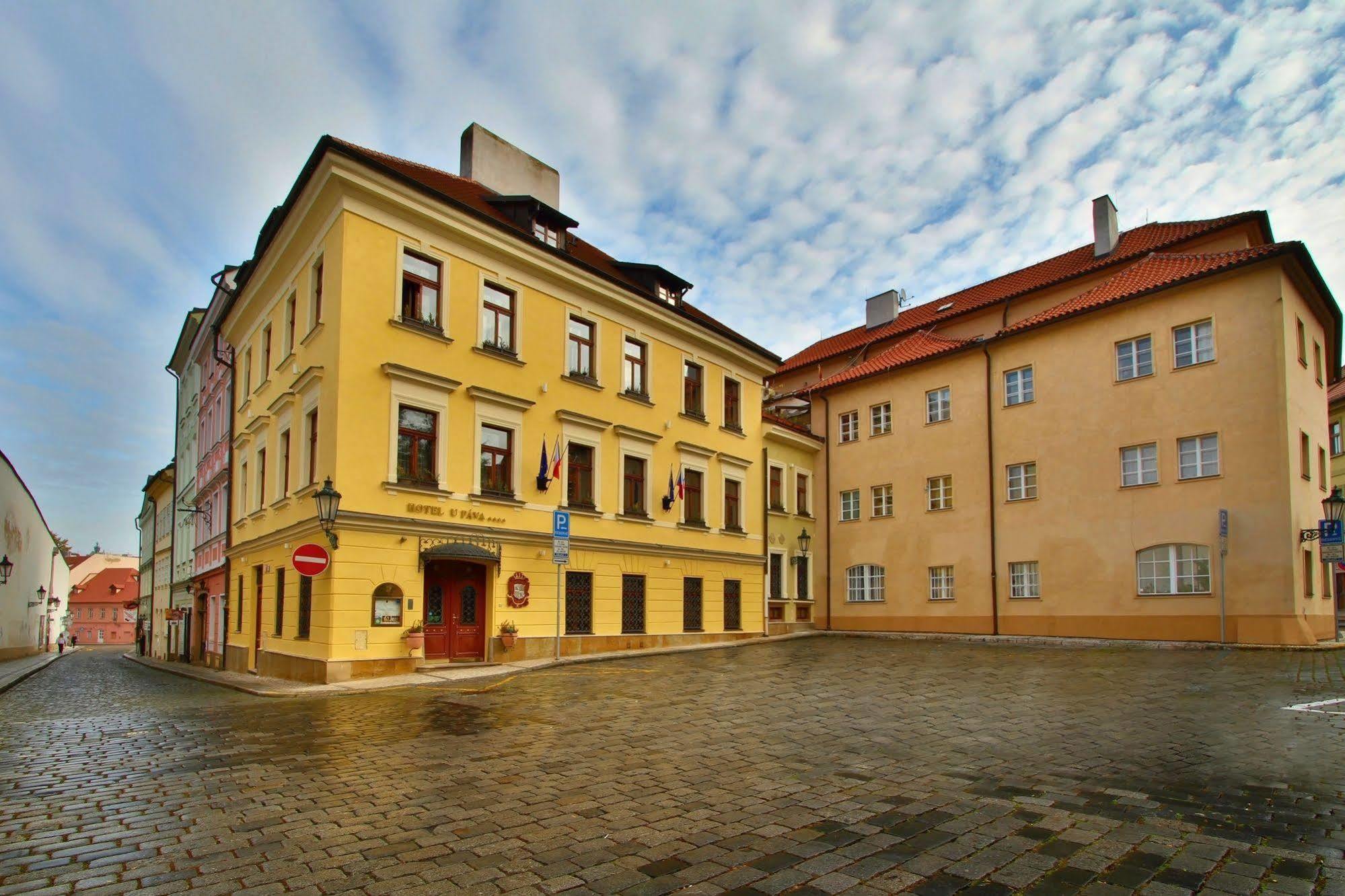 U Pava Hotel Prag Eksteriør billede