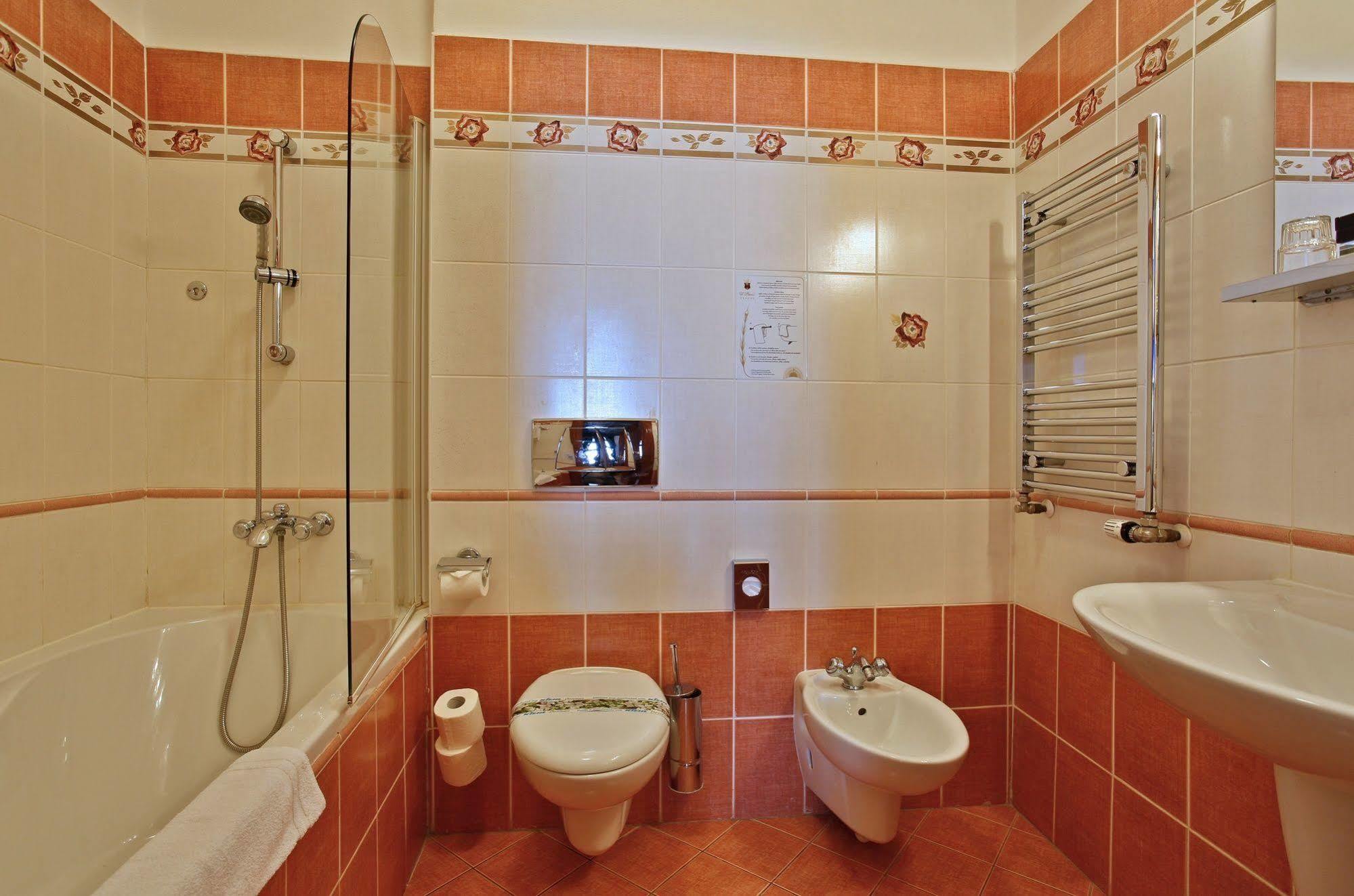 U Pava Hotel Prag Eksteriør billede
