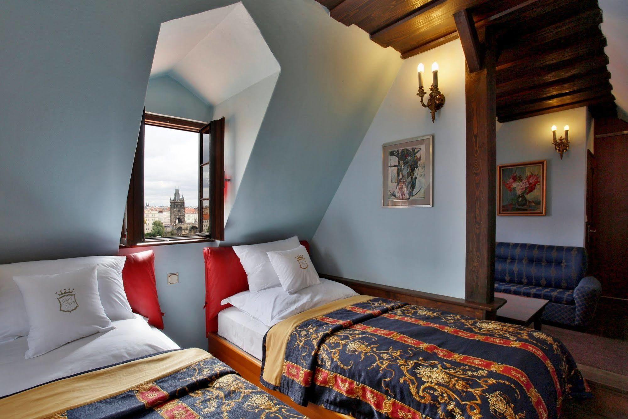 U Pava Hotel Prag Eksteriør billede