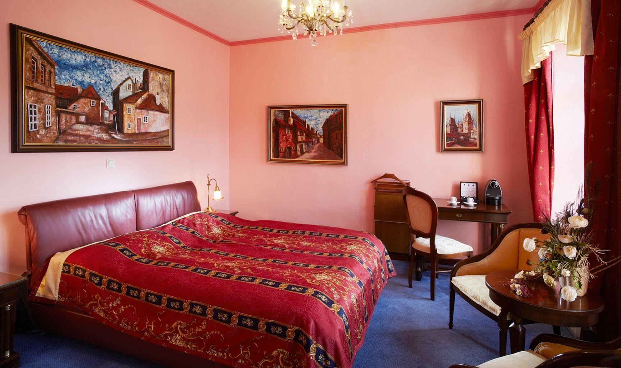 U Pava Hotel Prag Eksteriør billede