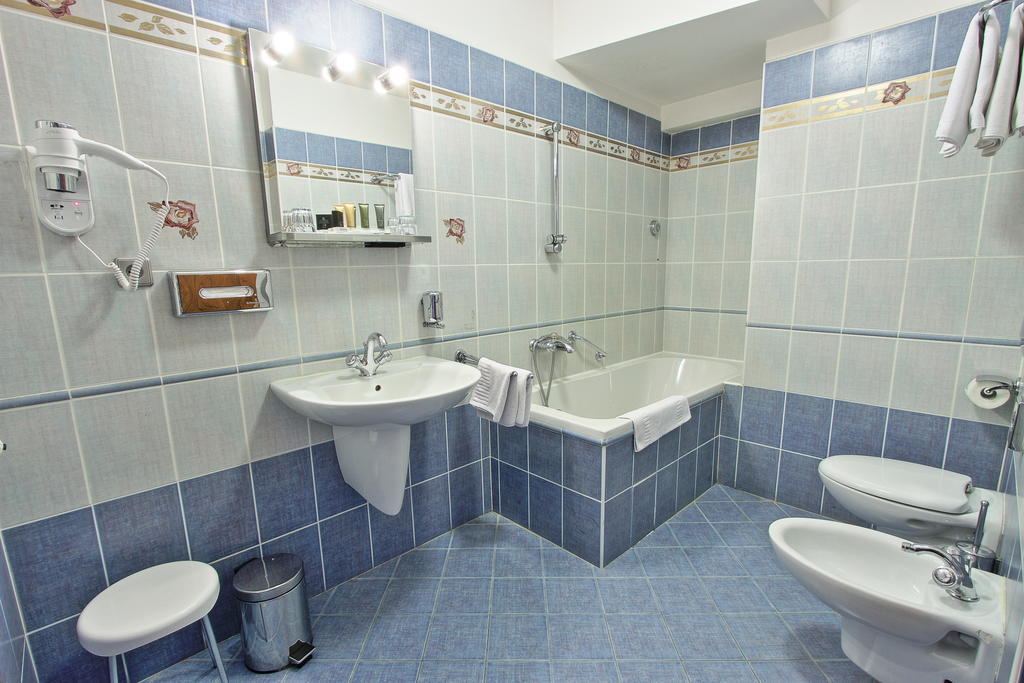 U Pava Hotel Prag Eksteriør billede